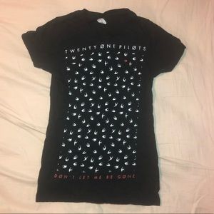 Twenty one pilots shirt!
